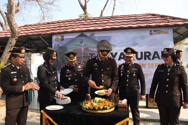 Kapolres Kepulauan Seribu Pimpin Tasyakuran HUT ke-19 Polres Kepulauan Seribu