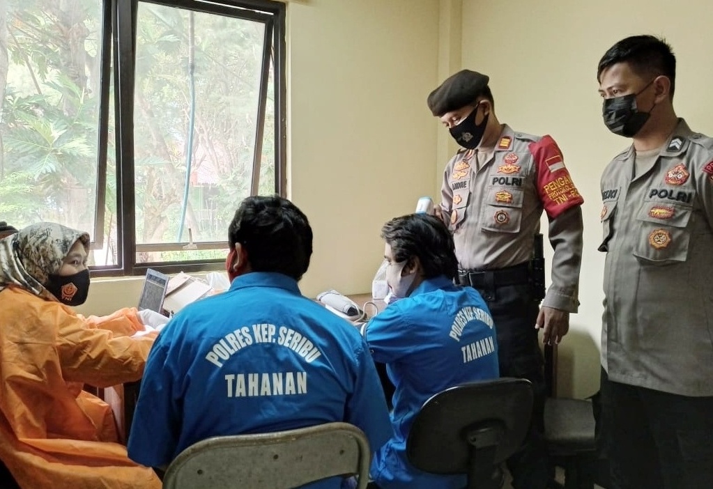 20 Tahanan Polres Kep Seribu disuntik Vaksin Covid 19