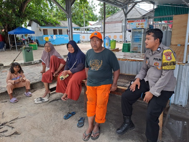 Bhabinkamtibmas Pulau Tidung Sosialisasikan Bahaya Judi Online dan Peningkatan Daerah Wisata