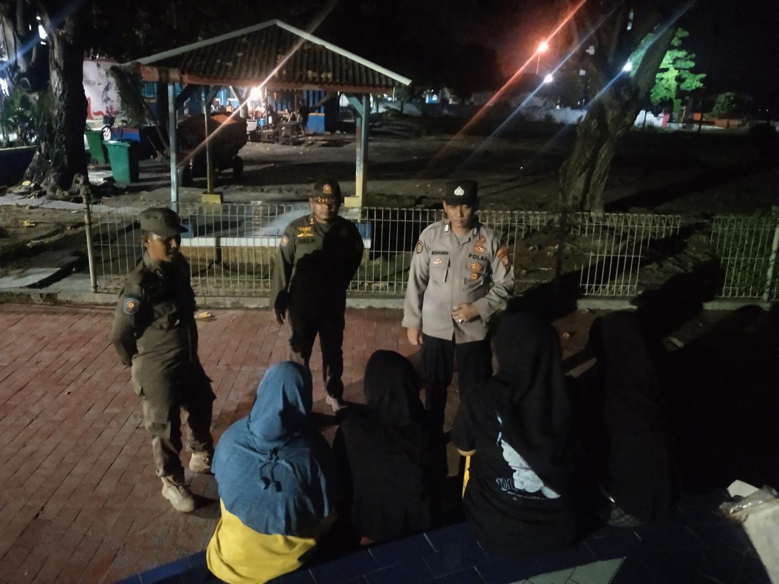 Polsek Kepulauan Seribu Selatan Tingkatkan Patroli Malam untuk Antisipasi Kegiatan Remaja Bergadang