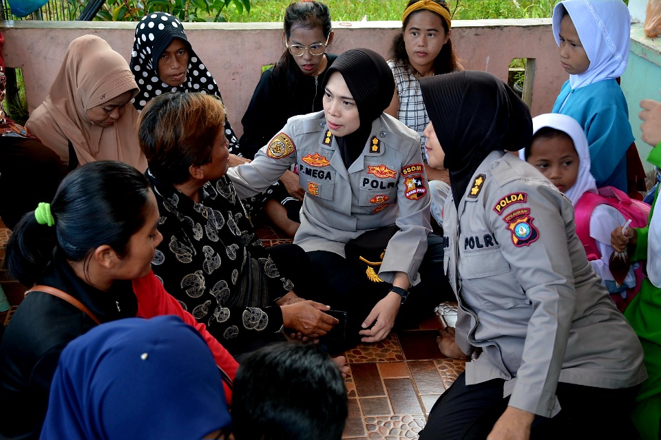 Polri Gelar Bakti Kesehatan Bagi Masyarakat Rempang