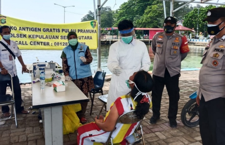 28 Warga Jalani Rapid Tes Seusai Mudik di Posko Antigen Polsek Kep Seribu Utara