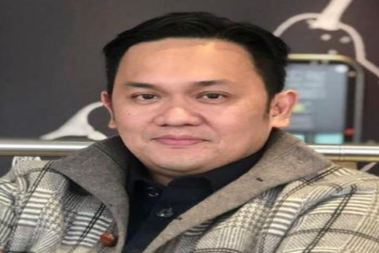 Farhat Abbas Siap Fasilitasi Advokasi Buruh Pertamina