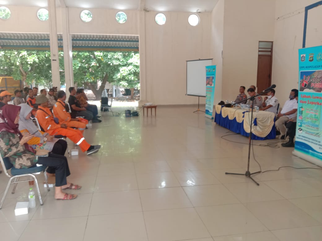 Edukasi Masyarakat Tentang Pungutan Liar, Tim UPPL Polres Kepulauan Seribu Lakukan Sosialisasi