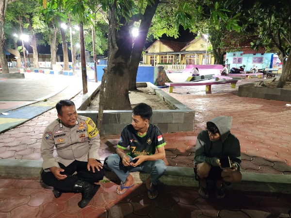 Sambang Malam Bhabinkamtibmas Mampu Ciptakan Situasi Kamtibmas yang Kondusif