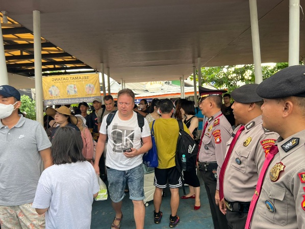Pam Dermaga Marina oleh Sat Pam Obvit Polres Kep. Seribu