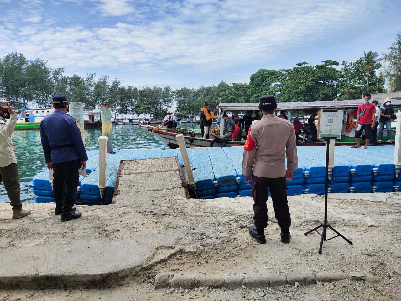 Usai Liburan dari Wilayah Kep Seribu Selatan, 442 Wisatawan Lakukan Check Out Barcode Peduli Lindungi