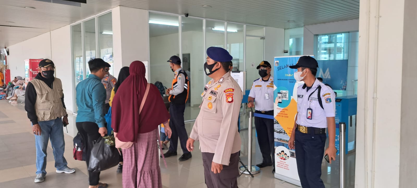 PAM Dermaga Kali Adem oleh Polres Kep. Seribu Ciptakan Sitkamtibmas Aman