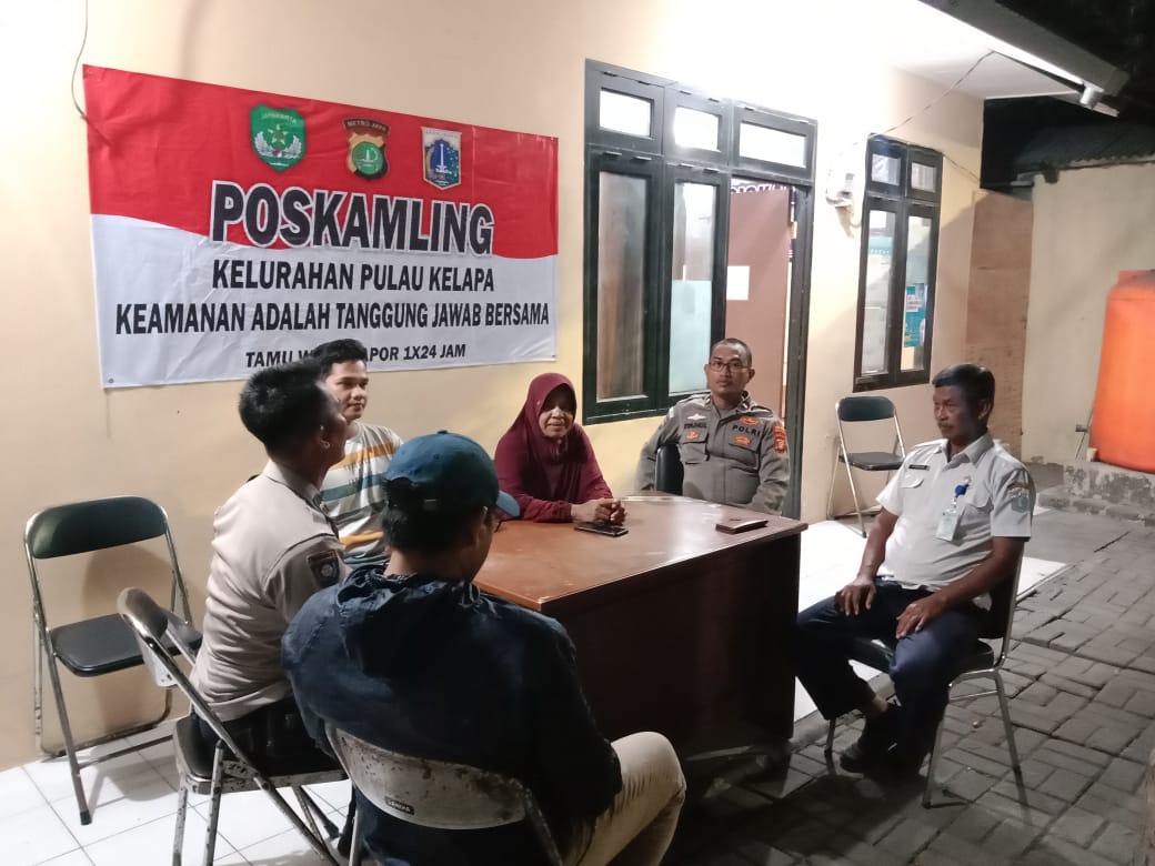 Giat Pos Kamling di Pulau Kelapa untuk Menjaga Keamanan dan Menangkal Hoax Menjelang Pemilu 2024