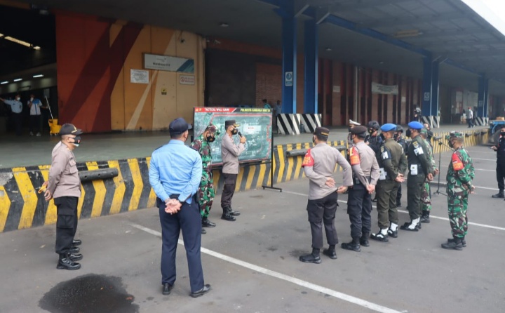Polresta Bandara Soetta Gelar Pengamanan Kedatangan Jutaan Dosis Vaksin Sinovac