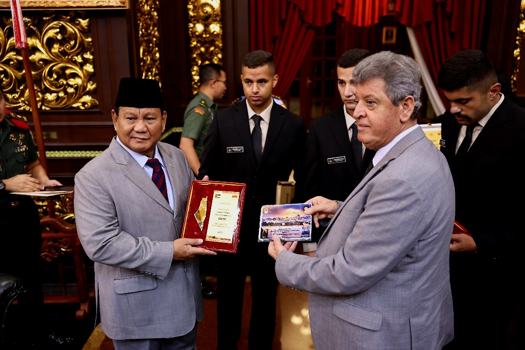 Prabowo Ungkap Rencana Beasiswa Tambahan untuk Mahasiswa Palestina