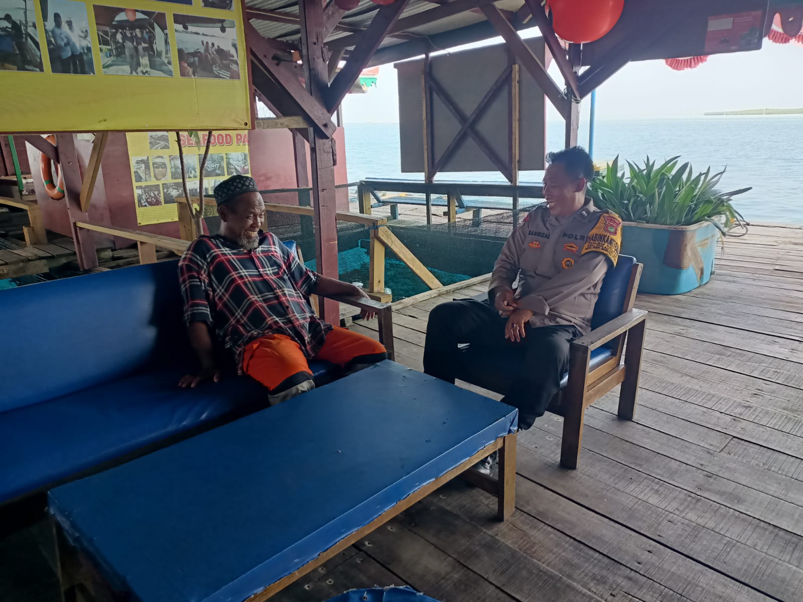 Bhabinkamtibmas Pulau Kelapa, Aipda Sahrizal, Terus Jalin Silaturahmi Pasca Pemilu 2024