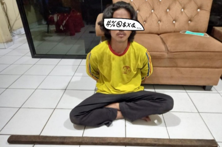 Mengamuk Lantaran Diduga Stress, Seorang Pria Tak Dikenal Tewas Dikeroyok Di Muara Baru