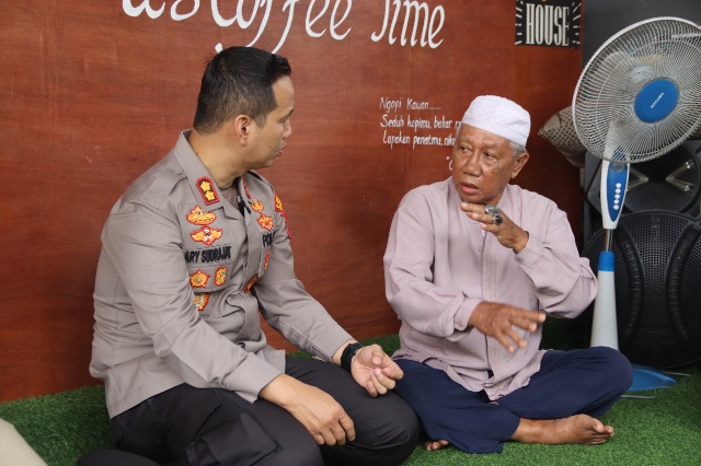 Jumat Curhat Bersama Toga, Polres Kep. Seribu Dapat Apresiasi Berhasil Jaga Kamtibmas