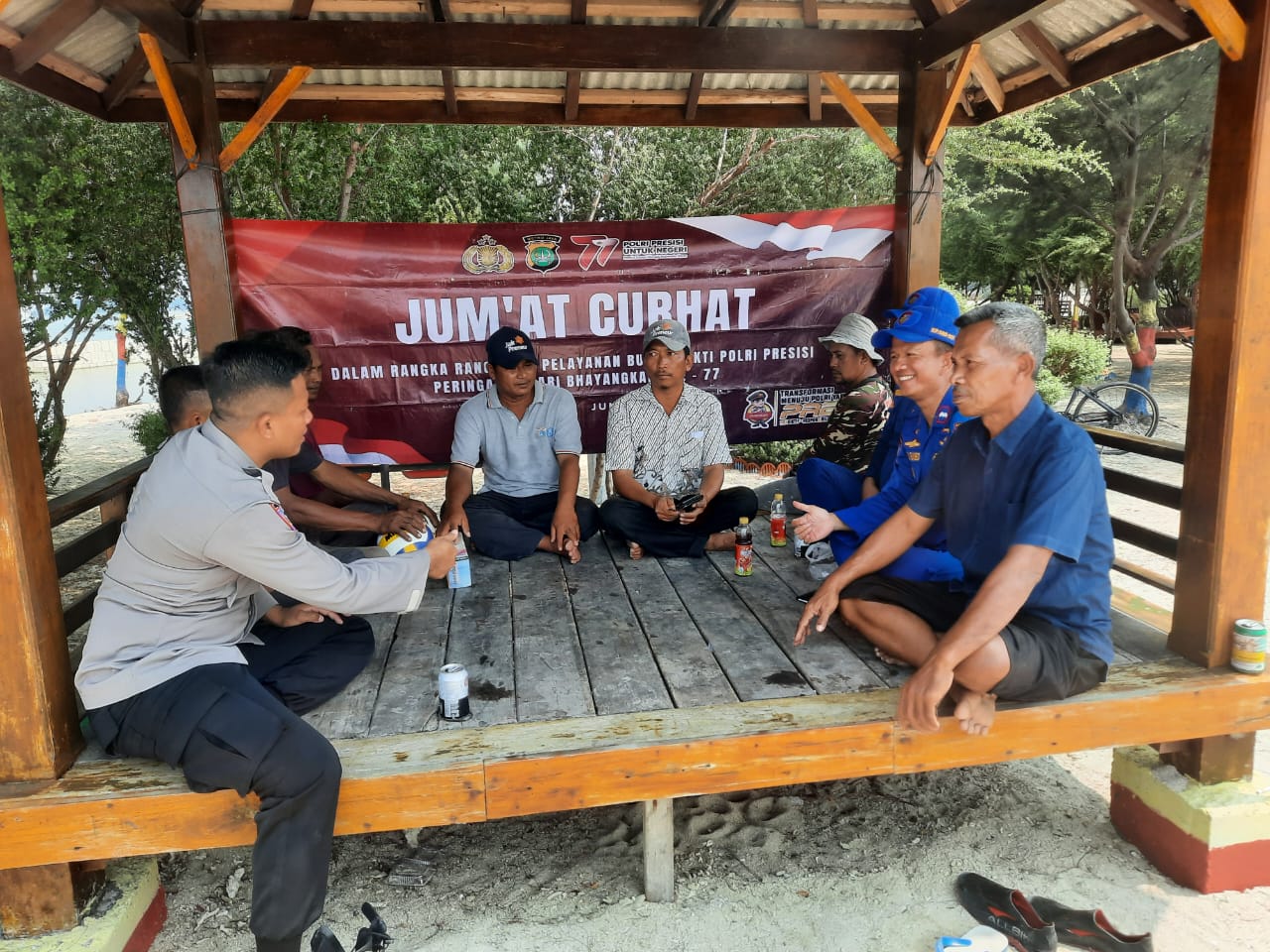 Bhabinkamtibmas Pulau Lancang, Briptu Tulus, Bergerak Cepat Tanggapi Keluhan Masyarakat