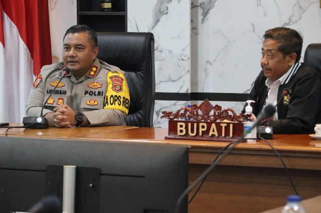 Kapolres Kepulauan Seribu AKBP Ajie Lukman Hidayat Jalin Silaturahmi dengan Bupati Adm. Kepulauan Seribu