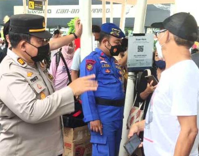 424 Wisatawan Liburan Ke Pulau Seribu Jalani Scan PeduliLindungi di Dermaga Marina Ancol