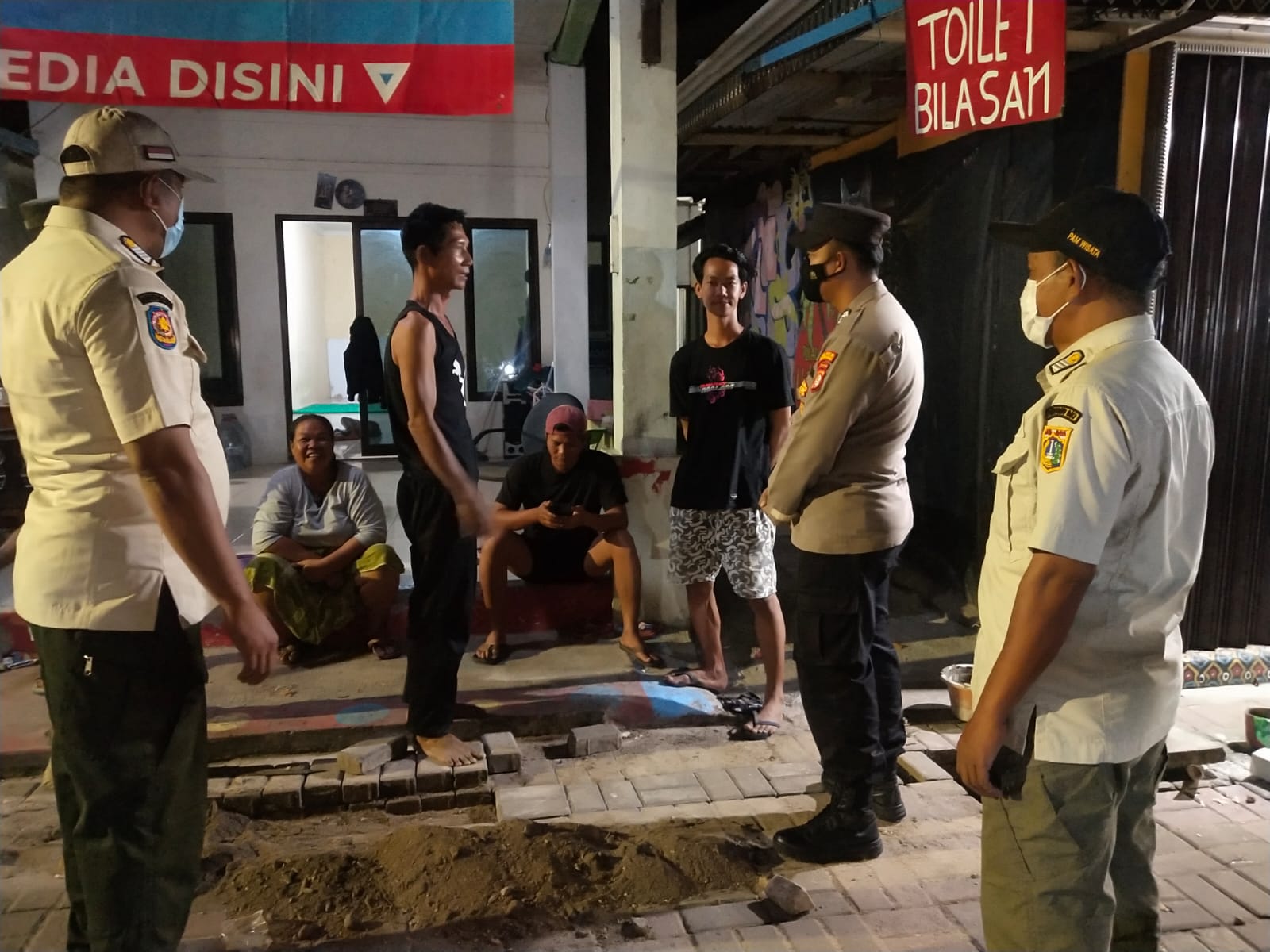 Rutin Patroli Malam, Polsek Kep. Seribu Selatan Berupaya Ciptakan Kamtibmas Kondusif