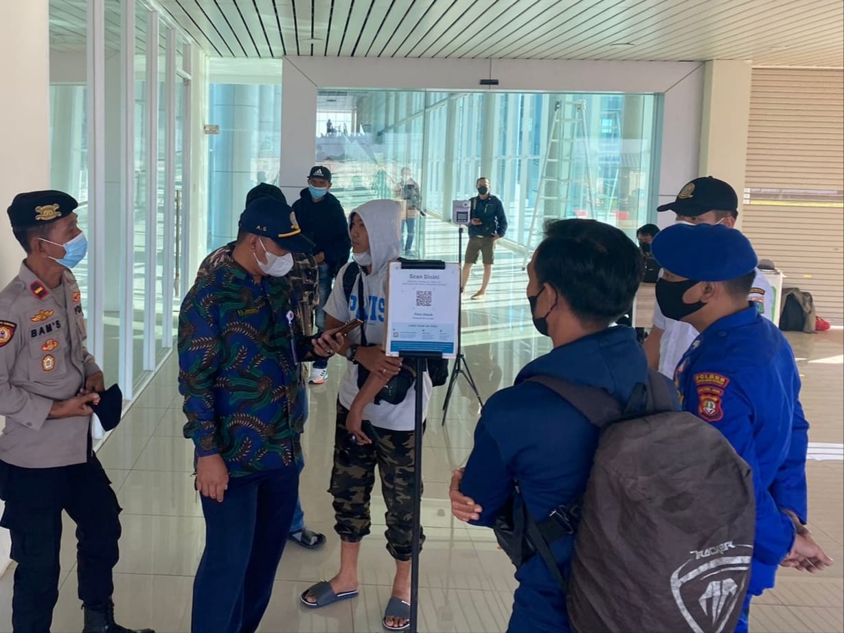 Ke Pulau Seribu Melalui Pelabuhan Kaliadem, 95 Penumpang Kapal Scan PeduliLindungi