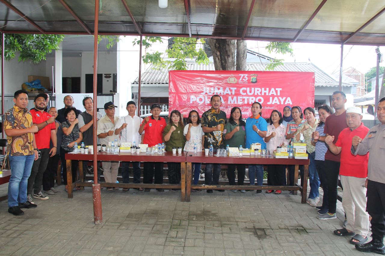 Ditresnarkoba Gelar Jumat Curhat Polda Metro Jaya Bersama Warga di Kampung Ambon, Cengkareng 