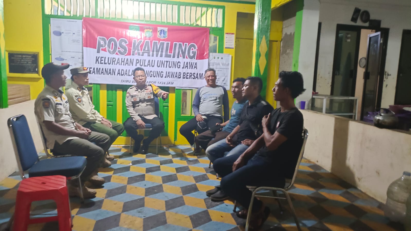Bhabinkamtibmas Pulau Untung Jawa dan Satpol PP Gelar Pengecekan Keamanan dan Konsolidasi Jelang Pemilu 2024