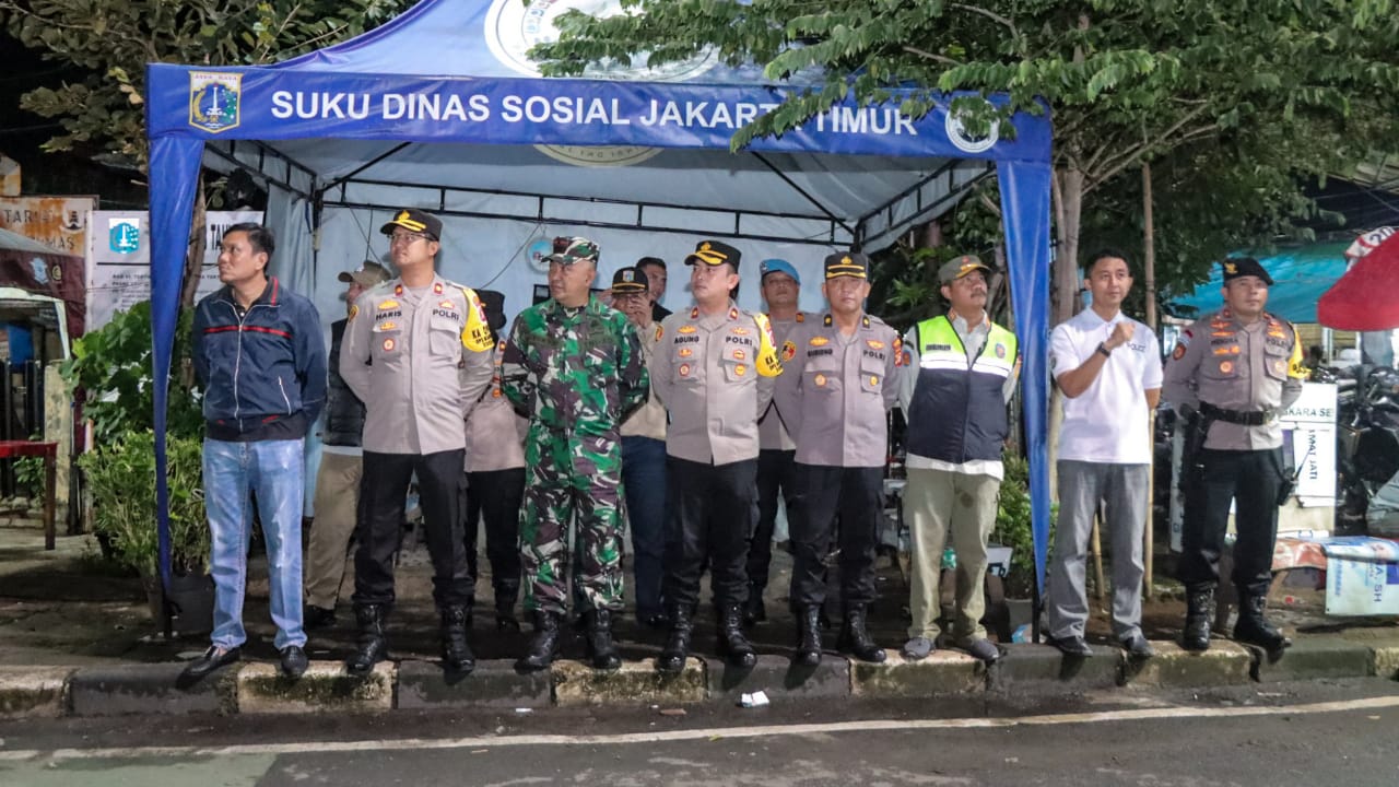 Kapolres Metro Jaktim Pimpin Apel Gelar Operasi Cipta Kondisi Bersama 4 Pilar di Bulan Suci Ramadhan