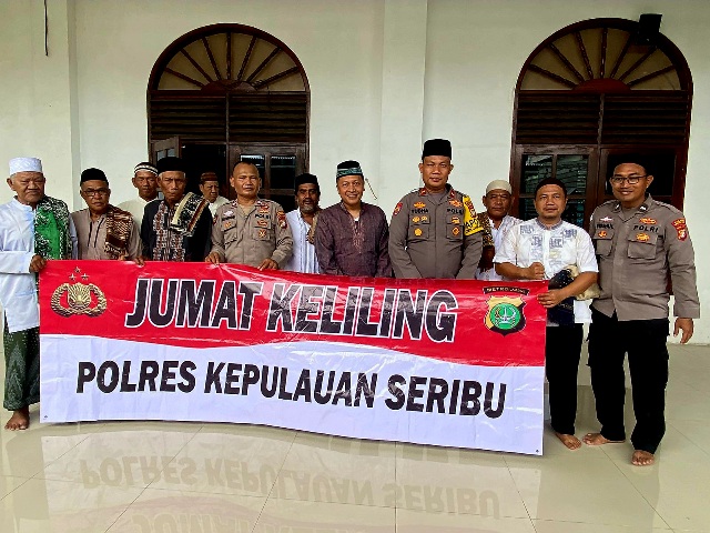 Wakapolsek Kepulauan Seribu Utara Ajak Masyarakat Pulau Kelapa Ciptakan Situasi Aman dan Damai Menjelang Pemilu 2024