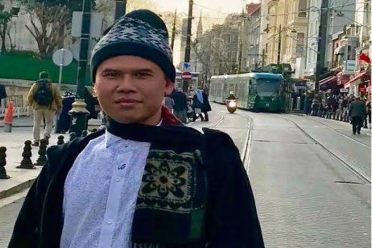 Manuver Poros Umat, Akankah Digdaya?