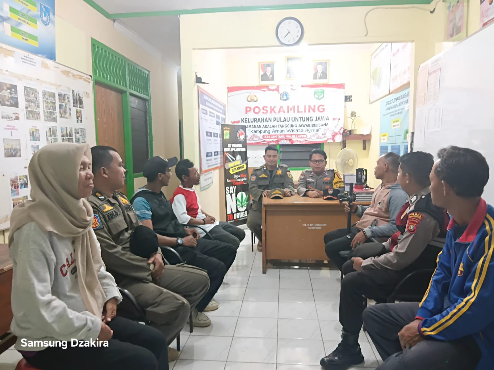 Polsek Kepulauan Seribu Selatan Gencarkan Pemantauan dan Pembinaan Pos Kamling, Wujudkan Lingkungan Aman dan Kondusif