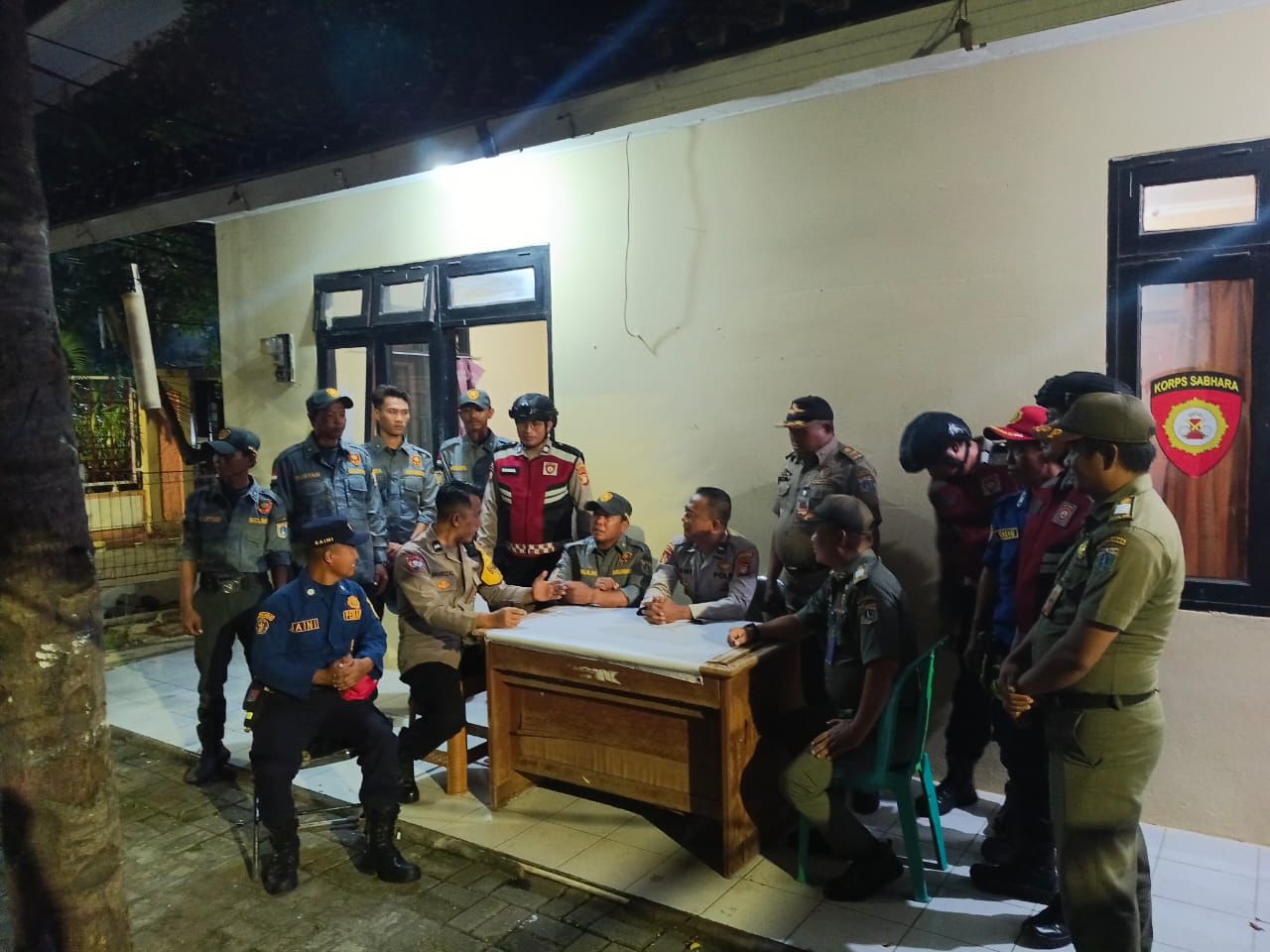 Patroli Malam Aman Nusa I 2025, Polsek Kepulauan Seribu Utara Bersama TNI dan Stakeholder Jaga Keamanan