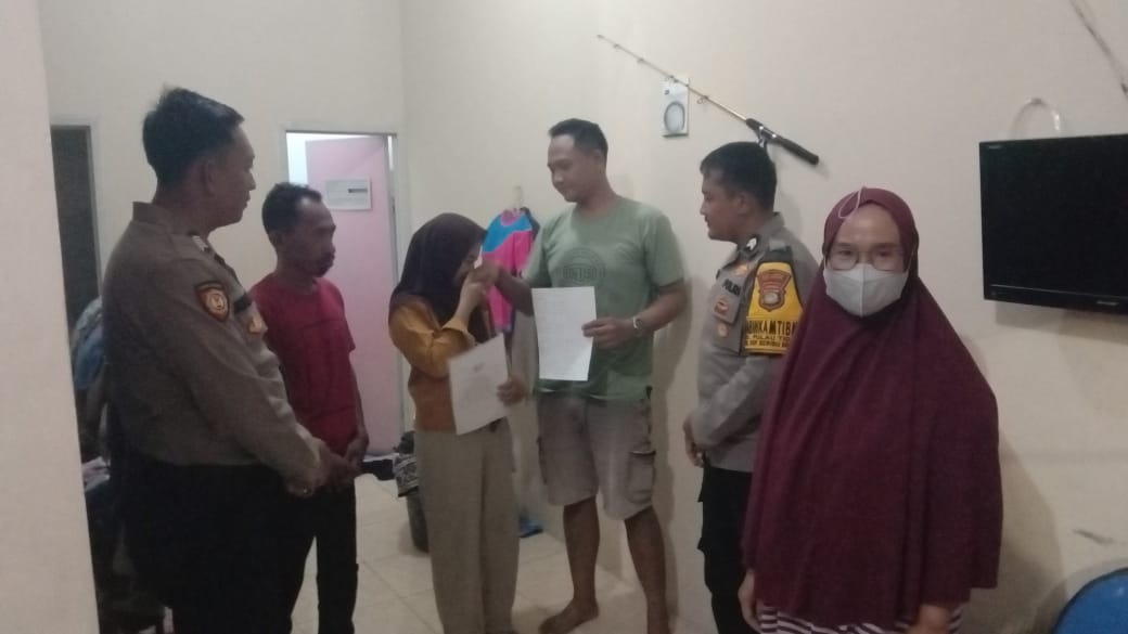 Polisi Baik, Bhabinkamtibmas Pulau Tidung Briptu Andika Fajar Lakukan Problem Solving Kasus KDRT