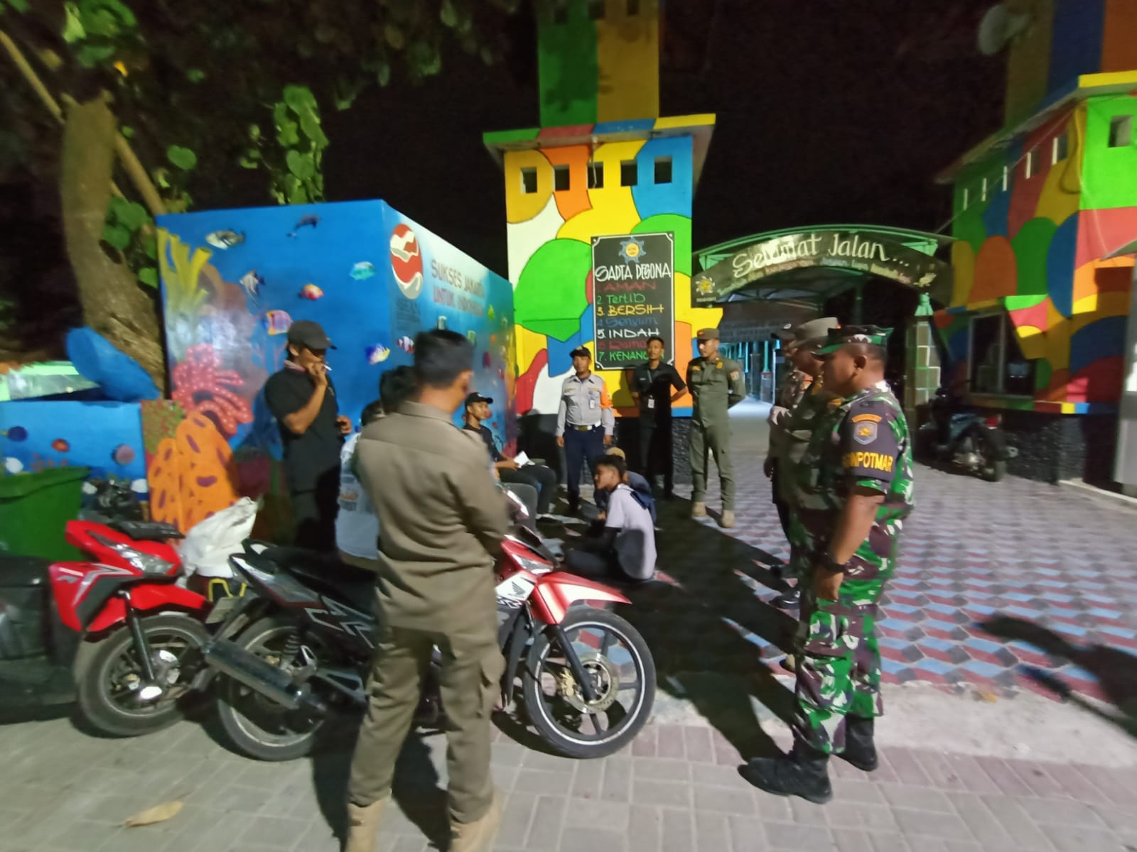 Patroli Malam Tiga Pilar Cegah Perkelahian Remaja