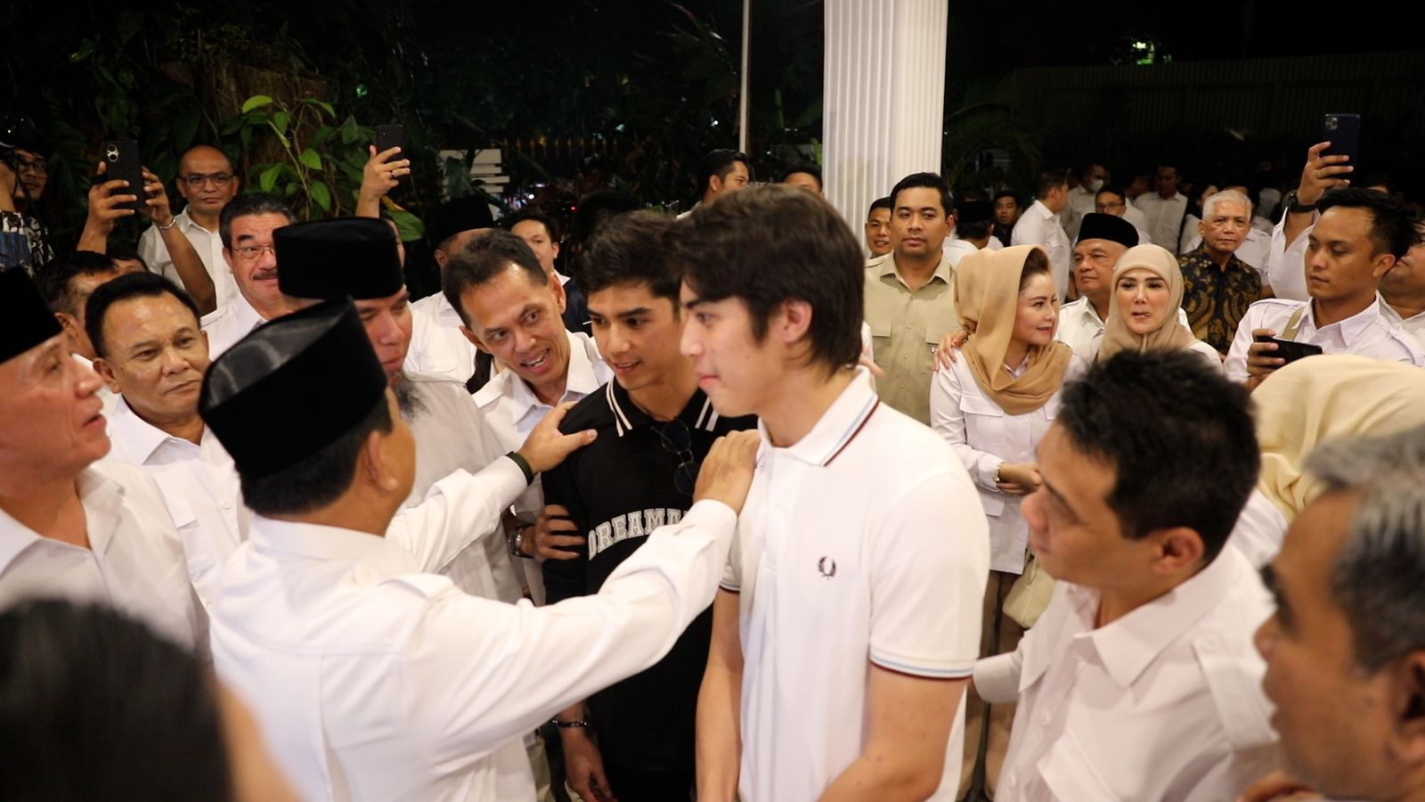 Al Ghazali dan El Rumi Resmi Gabung Partai Gerindra, Ungkap Alasan Kagumi Prabowo