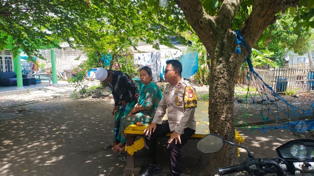 Bhabinkamtibmas Pulau Untung Jawa Galang Semangat Bersaudara Demi Suksesnya Pemilu 2024