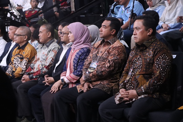 Kapolres Metro Bekasi Hadiri Debat Publik Terakhir Calon Bupati dan Wakil Bupati Kabupaten Bekasi 2024