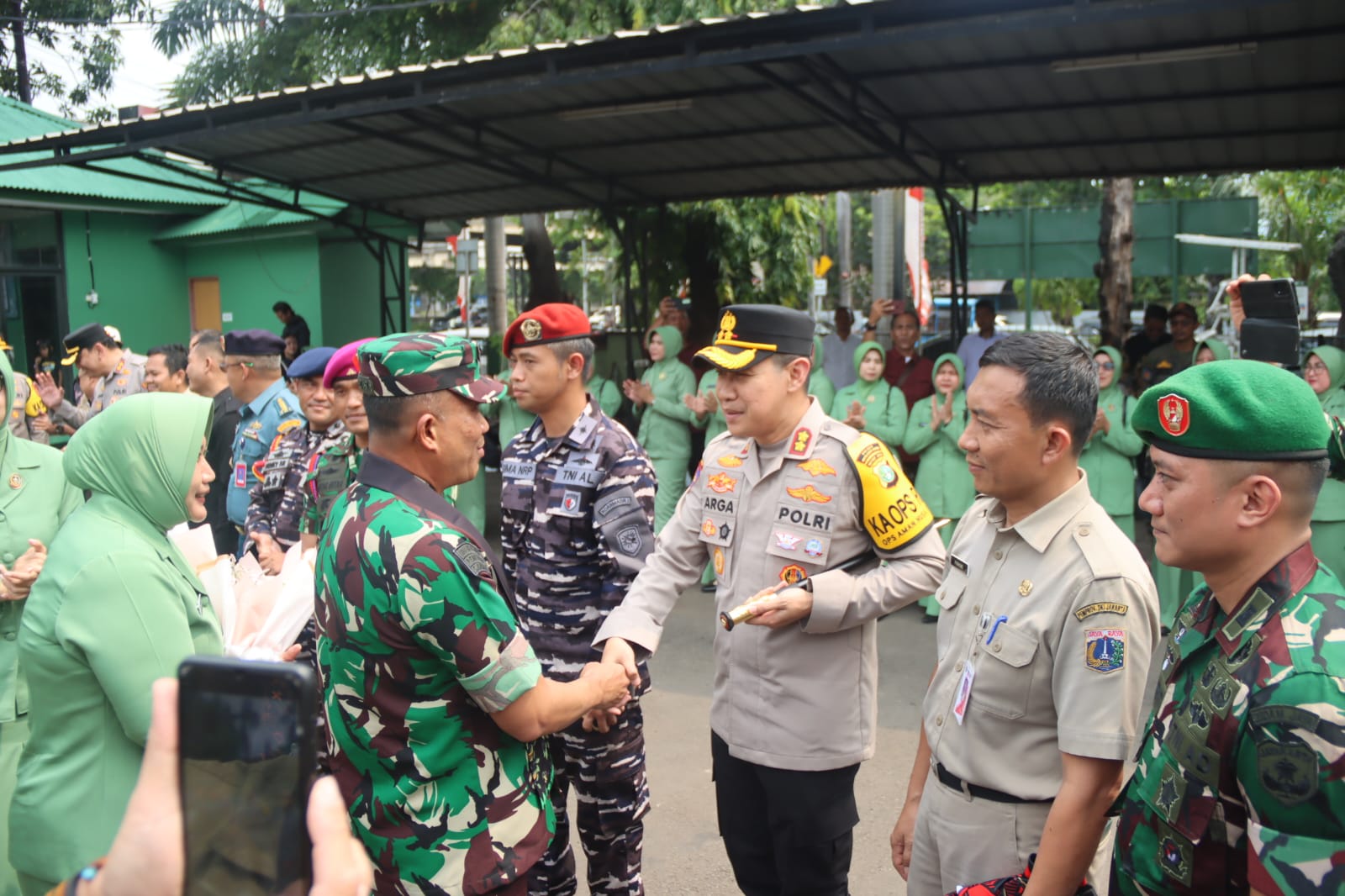 Kapolres Kepulauan Seribu Hadiri Kunjungan Kerja Danrem 0502/Wijaya Krama Bersama Forkopimko di Kodim 0502/JU, Teguhkan Sinergi Lewat Semangat Jaga Jakarta+