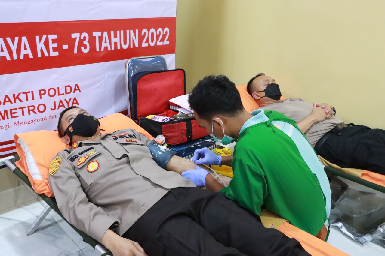 Banjir Rendam Beberapa Desa di Kecamatan Tanjung Pura dan Besitang, DPD Perindo Langkat Beri Bantuan Beras