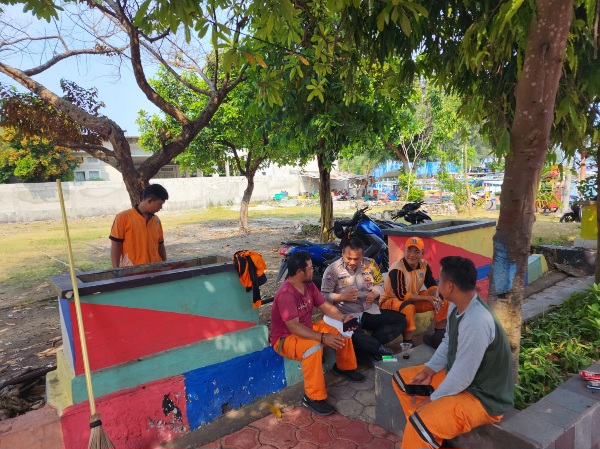 Bhabinkamtibmas Pulau Pramuka Ajak PPSU Jaga Kamtibmas