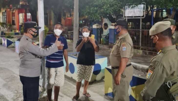 Kapolsek Kep Seribu Utara Pimpin Langsung Giat Patroli Pengawasan Malam Hari Diwilayahnya