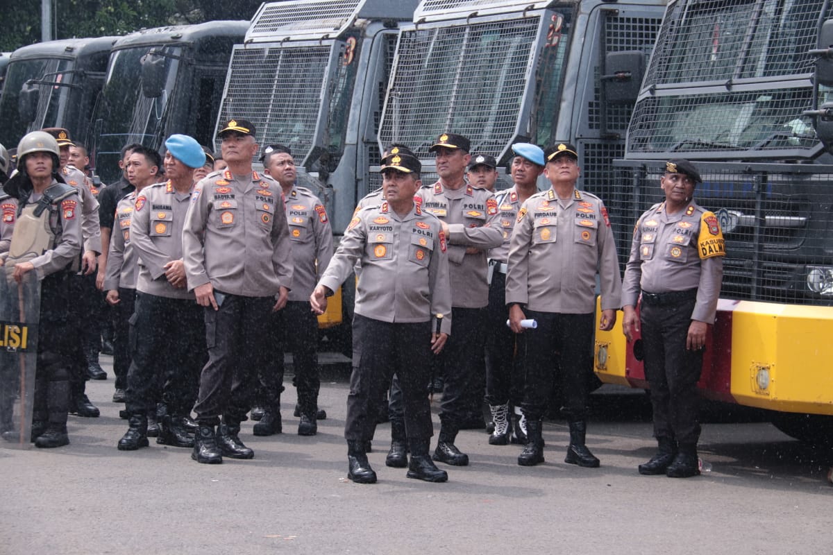 Cek Pasukan dan Perlengkapan, Kapolda Minta Anggota Hindari Arogansi