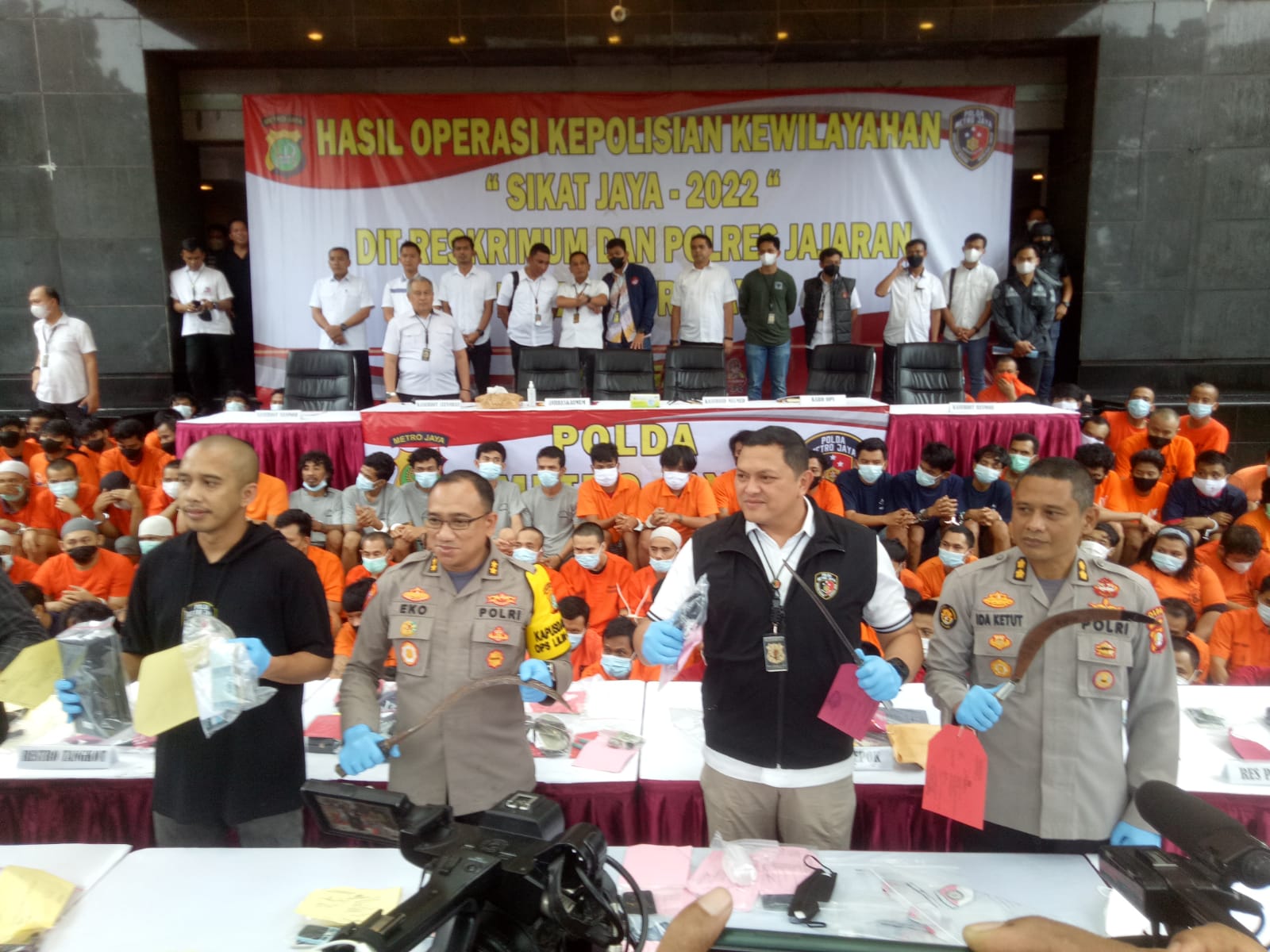 Polda Metro Jaya dan jajaran Polres ungkap 112 Tindak Kriminal di Jadetabek dalam Dua Pekan