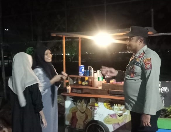Polsek Kepulauan Seribu Selatan Gelar Patroli Malam di Pulau Untung Jawa untuk Antisipasi Hoax dan Paham Radikal