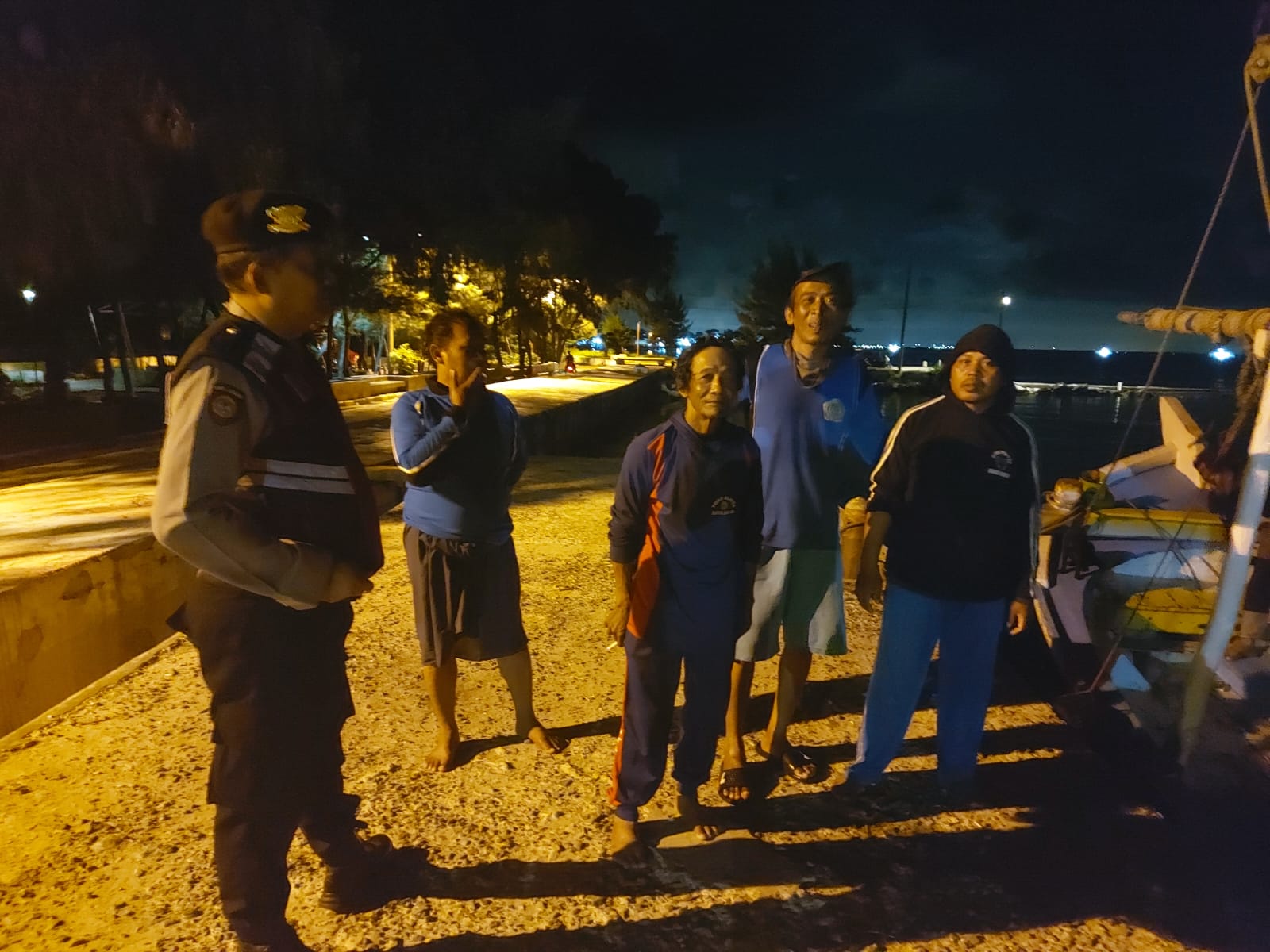 Polsek Kepulauan Seribu Selatan Gelar Patroli Malam Antisipasi Gangguan Kamtibmas