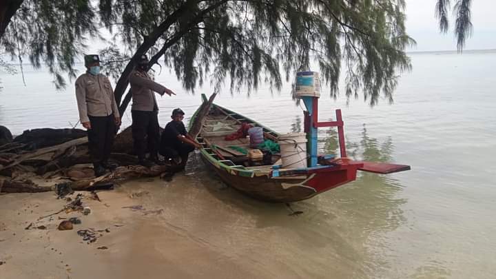 Sigap Tanggap, Polsek Kep. Seribu Selatan Berikan Pertolongan Nelayan Terdampar