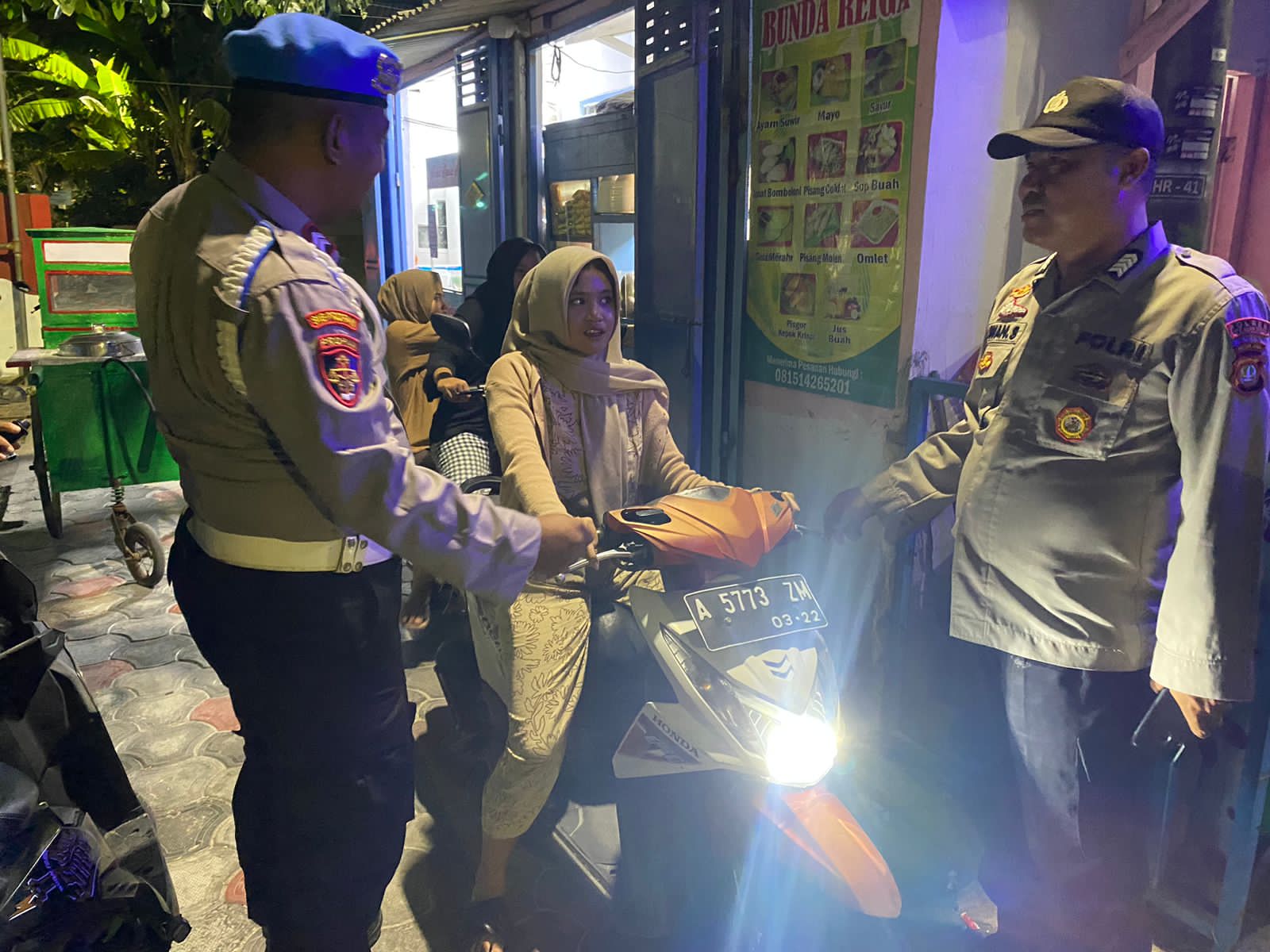 Polsek Kepulauan Seribu Utara Gencar Lakukan Patroli Malam Polri Presisi untuk Cipta Kondisi Aman