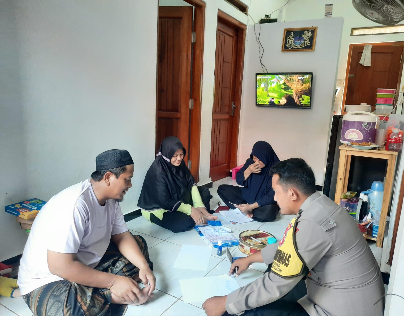 Bhabinkamtibmas Pulau Tidung Himbau Persatuan Warga Pasca Pemilu 2024