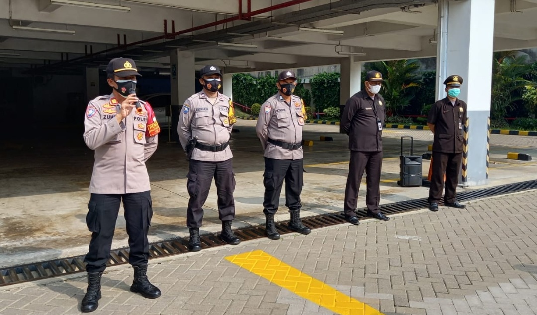 Apel Bersama Satpam, ini yang disampaikan Kanit Binmas Polsek Metro Penjaringan