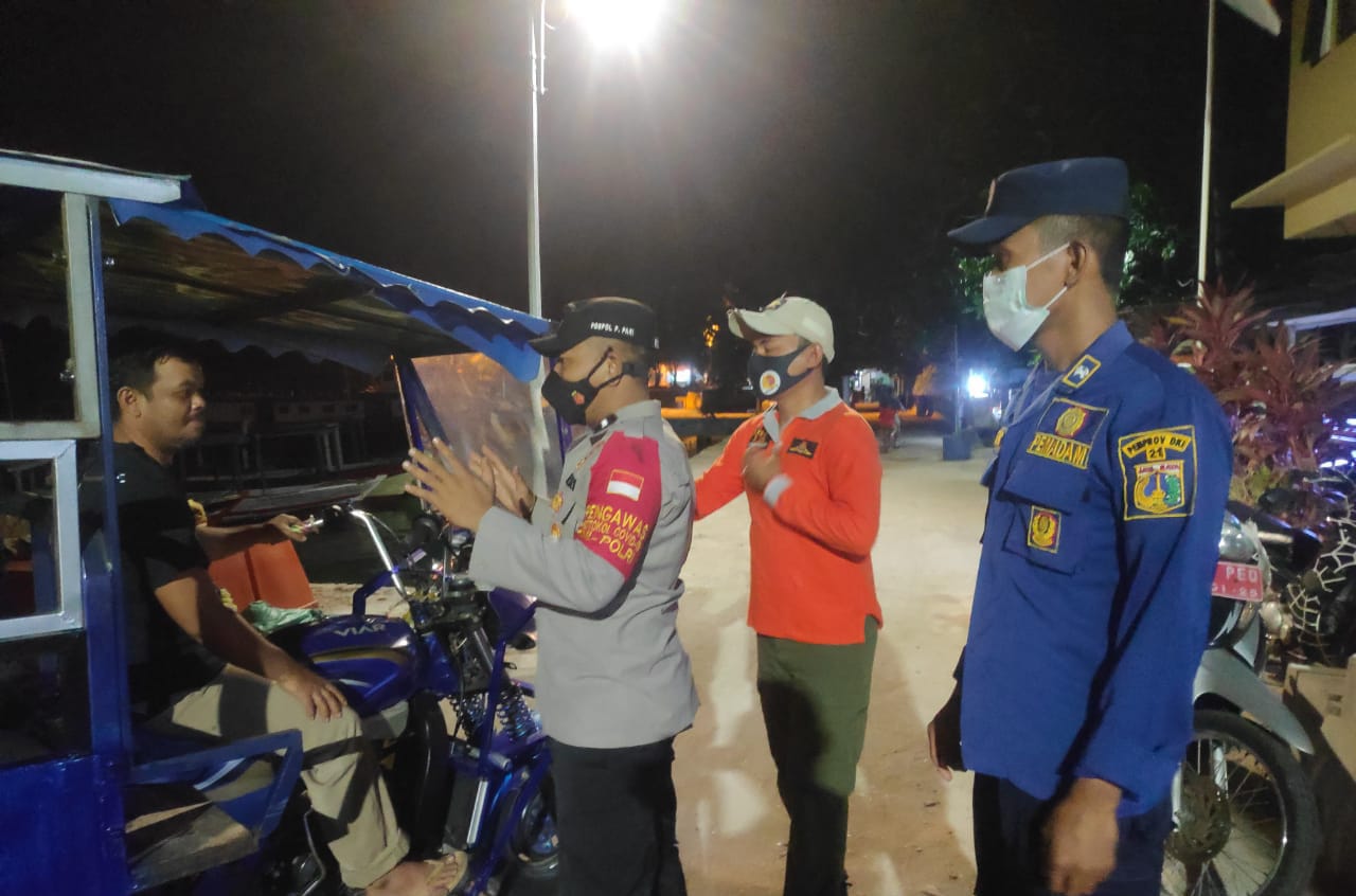 Ciptakan Sitkamtibmas Aman dengan Patroli Malam Polsek Kep. Seribu Selatan