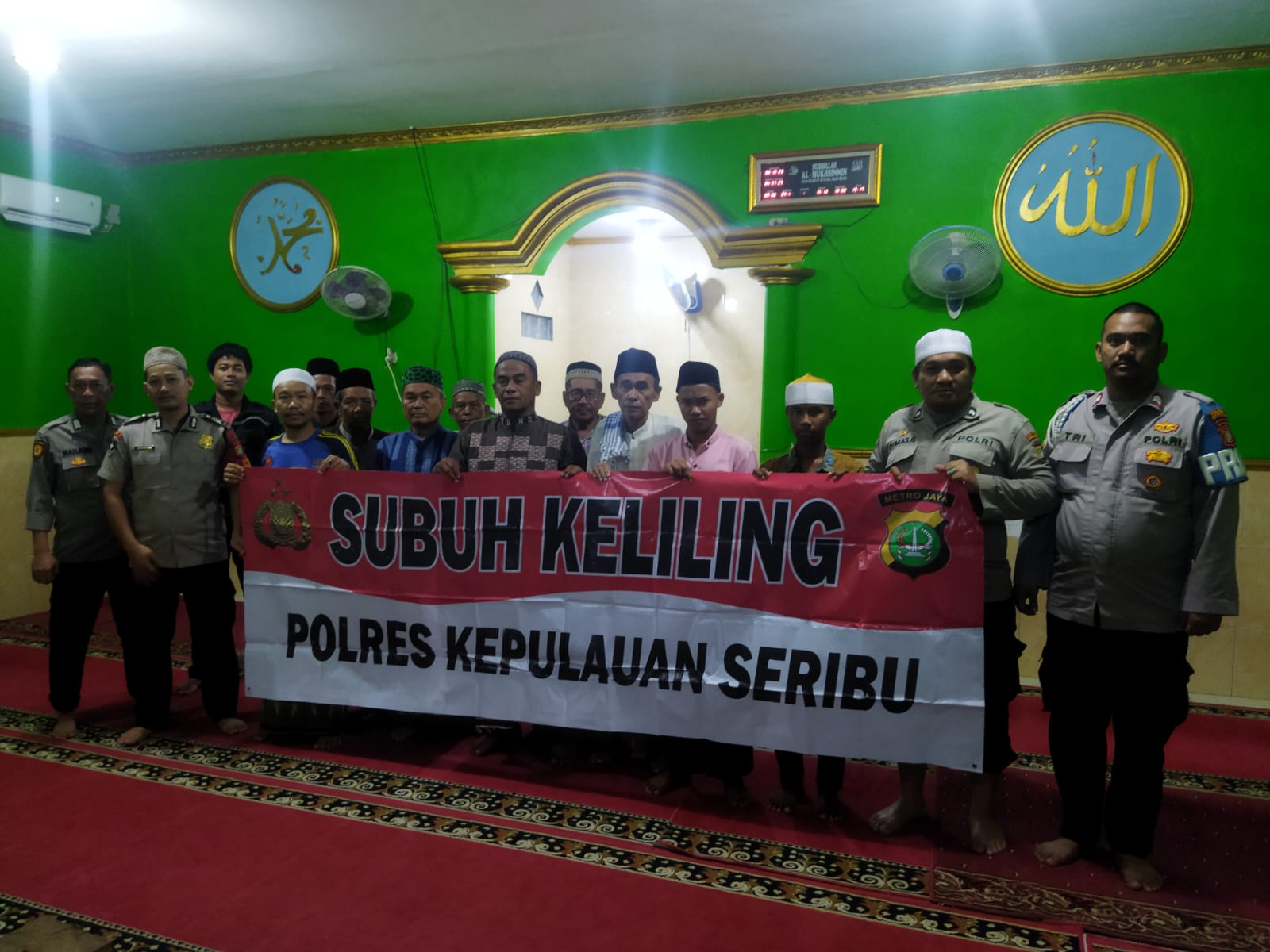 Polsek Kepulauan Seribu Utara Laksanakan Subuh Keliling di Pulau Kelapa: Ajak Masyarakat Jaga Persatuan dalam Menyongsong Pemilu 2024