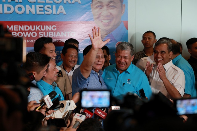 Prabowo Terima Dukungan Partai Gelora untuk Pilpres 2024: Saya Terima dengan Berani